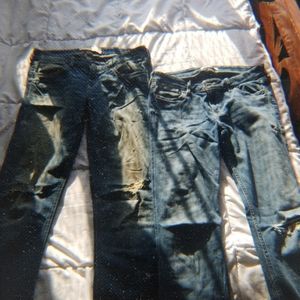 Set Of Two Hollister Jean's